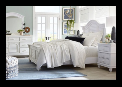 Decor de dormitor de coastă pentru o retragere relaxantă